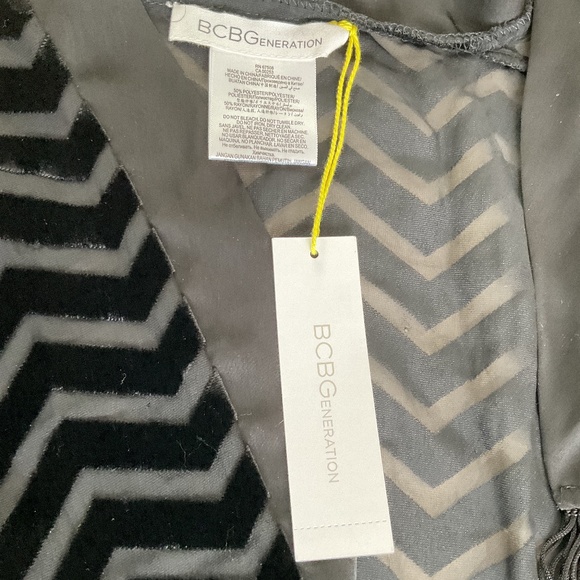 BCBG Black Velvet Fringe Wrap - NWT - Picture 4 of 4